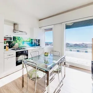 https://appartamento-via-volta.hotelitalianriviera.com